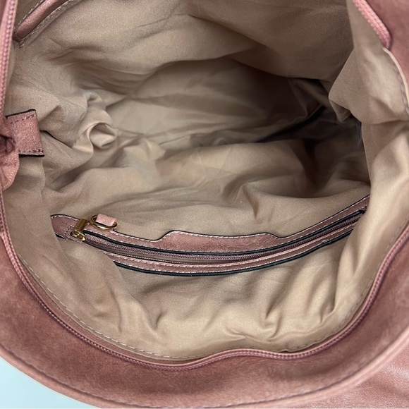 Beautiful Women’s Backpack With Gold Hardware Adjustable Straps Zip Compartments - Picture 8 of 12